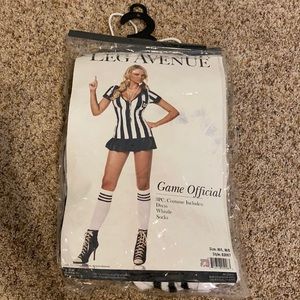 Referee costume